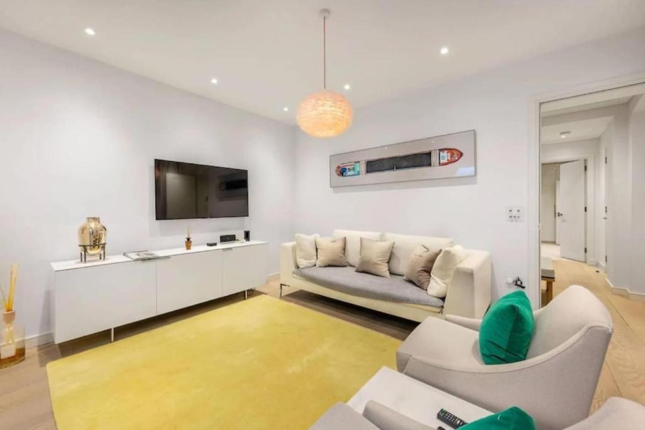 Posh 3 Bedroom Flat With Terrace And Indoor Fireplace In Mayfair, Near Hyde Park London Exterior photo