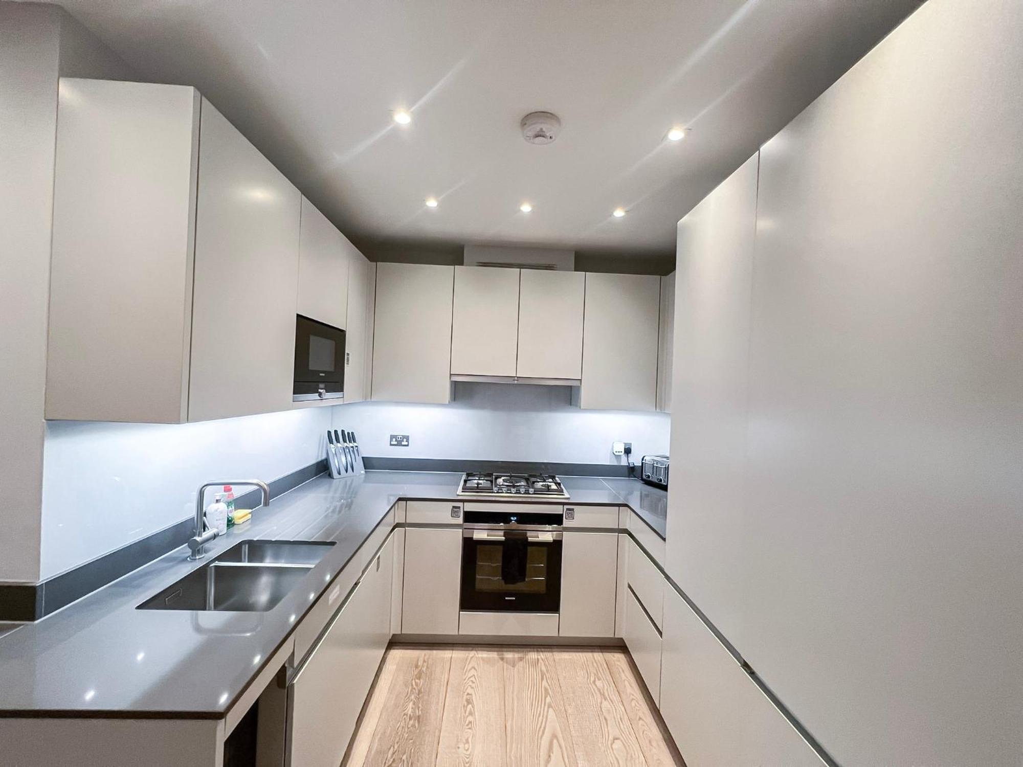 Posh 3 Bedroom Flat With Terrace And Indoor Fireplace In Mayfair, Near Hyde Park London Exterior photo