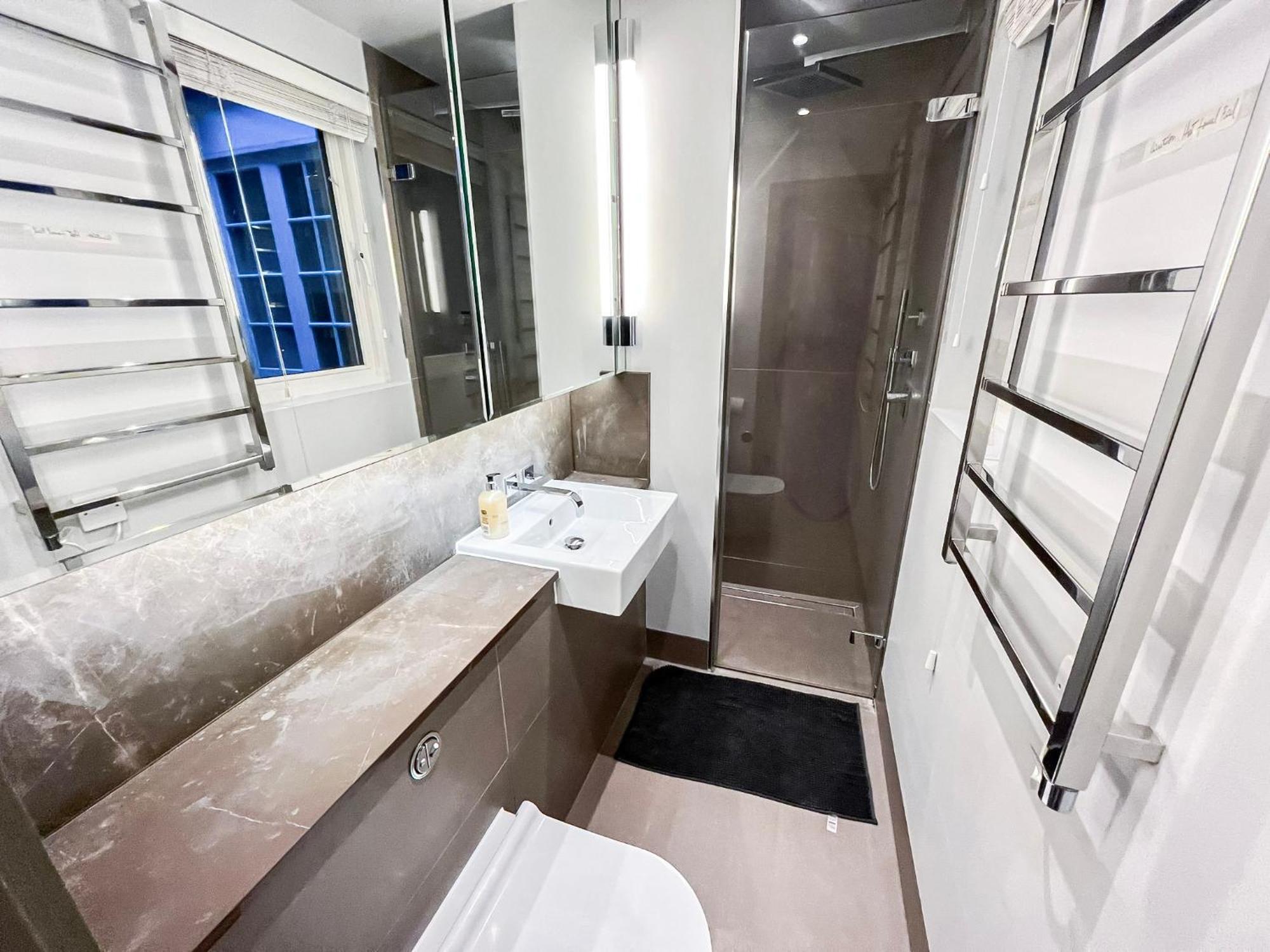 Posh 3 Bedroom Flat With Terrace And Indoor Fireplace In Mayfair, Near Hyde Park London Exterior photo
