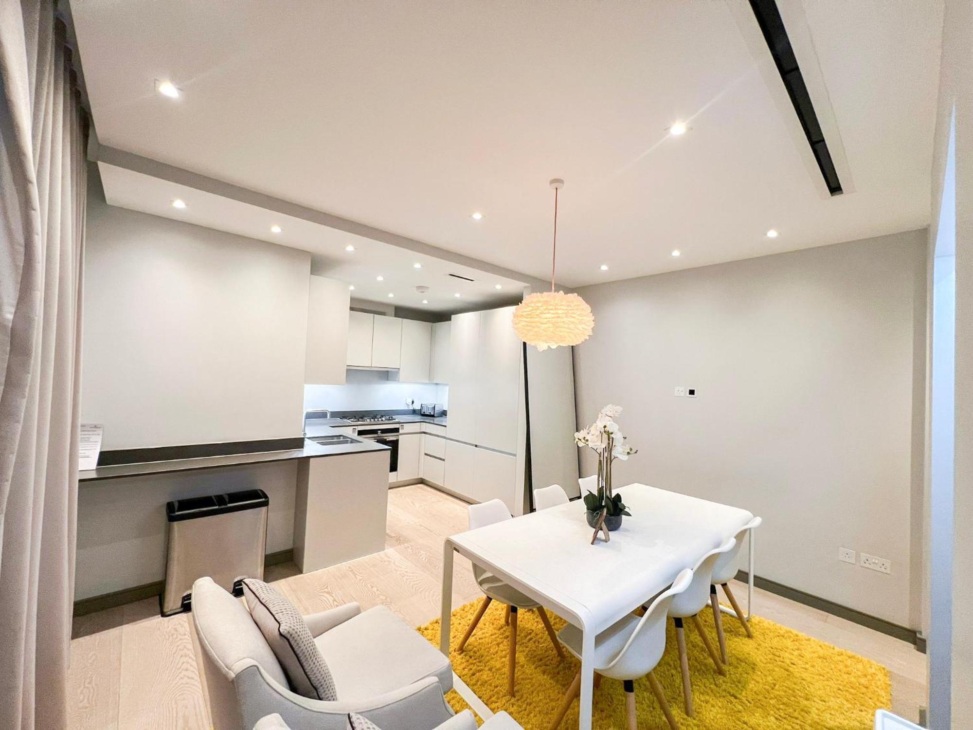 Posh 3 Bedroom Flat With Terrace And Indoor Fireplace In Mayfair, Near Hyde Park London Exterior photo